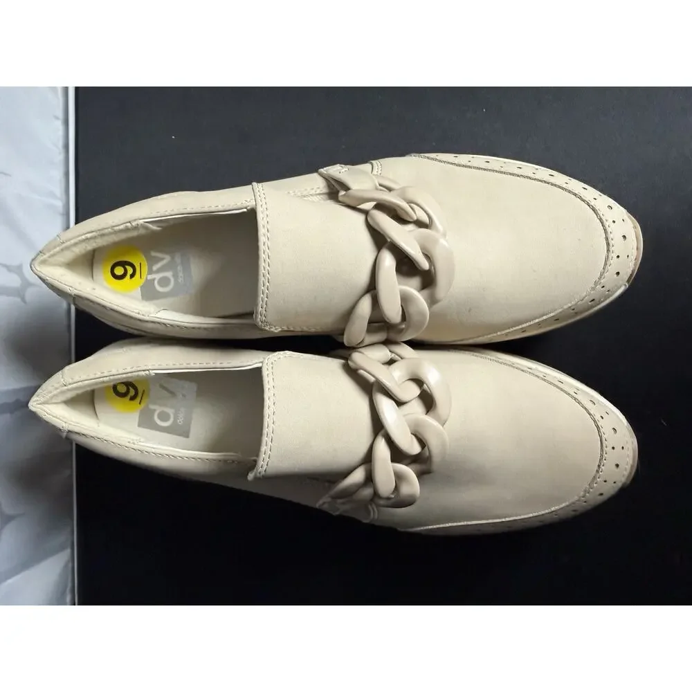 DV Dolce Vita Platform Loafers Beige Chain Slip On Shoes Women’s Size 9